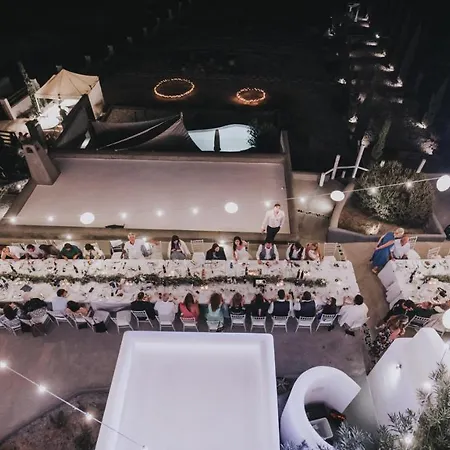 Hotell Christou Estate & 3*