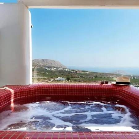 Christou Estate & 3* Pyrgos Kallistis