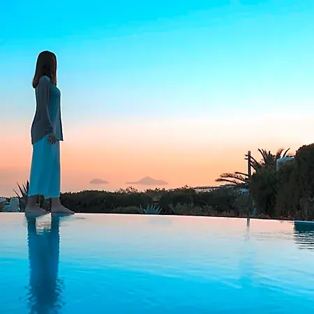 Christou Estate & 3* 피르고스