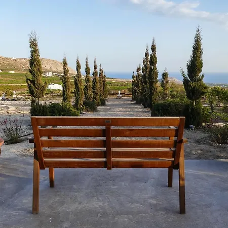 Christou Estate & 3* Pyrgos Kallistis