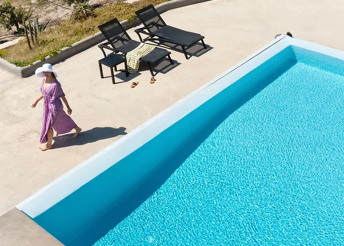 Christou Estate & Pyrgos Kallistis