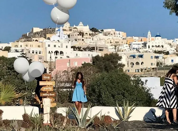 Christou Estate & 3* Pyrgos Kallistis