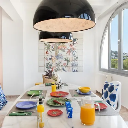 Christou Estate & Hotel 3*