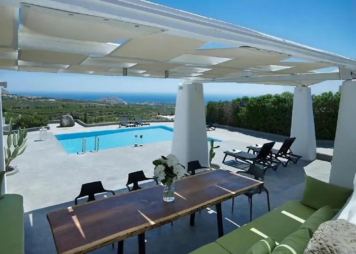 Christou Estate & Hotel Pýrgos